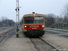 Lakitelek; Bz 275